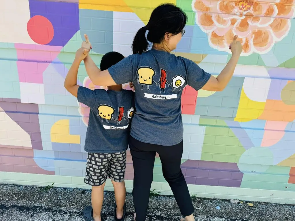 judy and child with cafe t shirts